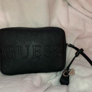 Guess Bags - Black guess crossbody bag Guess Bags - Black guess crossbody bag